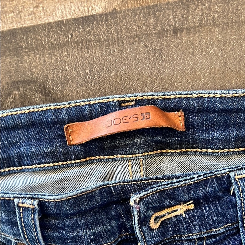 Joes Stylish Blue Denim Jeans - Picture 2 of 4
